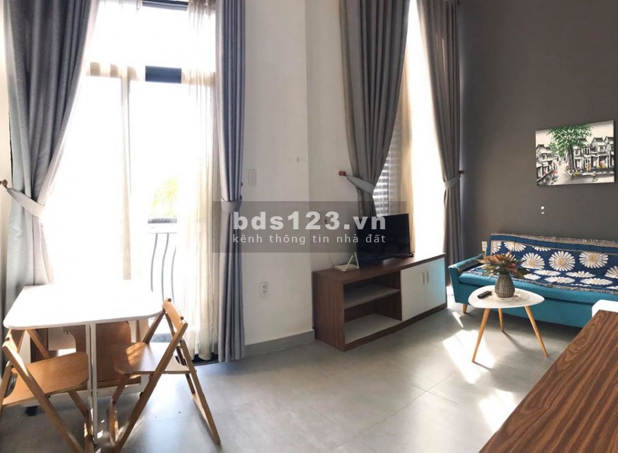 Cho thuê căn hộ chung cư an ninh quận 7, rộng 50m2, 2 chỗ ngủ có ban công, view đẹp, thoáng mát