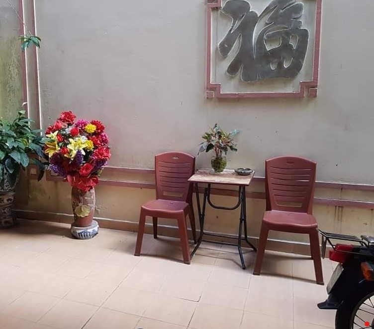 Bán Gấp Nhà Phố Thịnh Quang, 80M2, 3T, Mặt Tiền Khủng, 5.95 Tỷ, ÔTô Tránh.