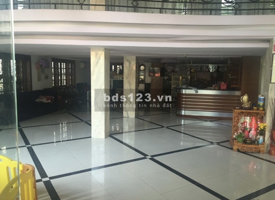 Bán gấp căn biệt thự 16x20m, MT khu Cao Lỗ, P4Q8