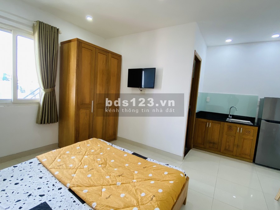 Căn studio rông, đẹp đầy đủ nội thất, gần Đh Bách Khoa, HUFLIT, chính chủ tòa