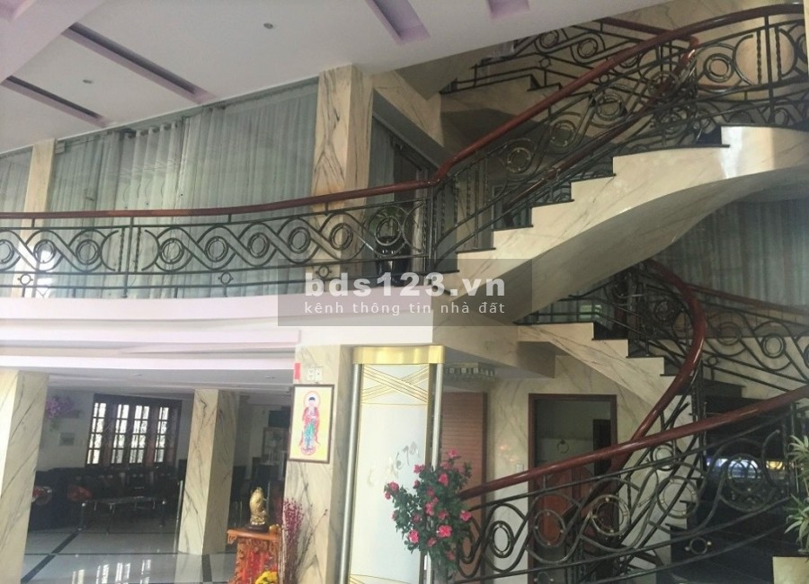 Bán gấp căn biệt thự 16x20m, MT khu Cao Lỗ, P4Q8