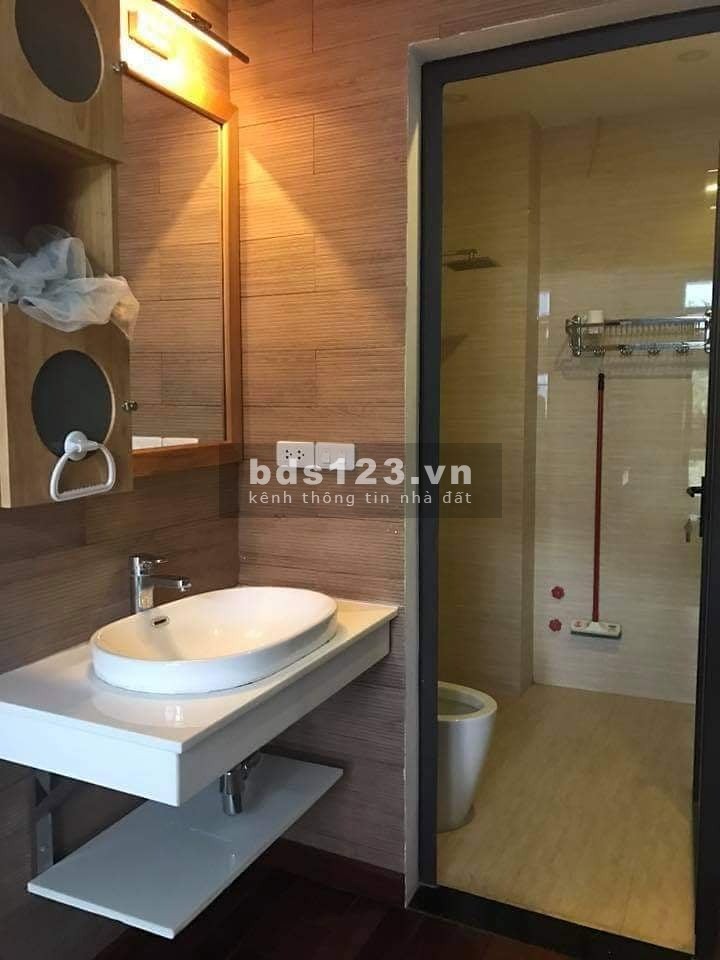 Nhà HXH 6m 5x18m 3T Lê Quang Định Bình Thạnh giá 10.6 tỷ TL.