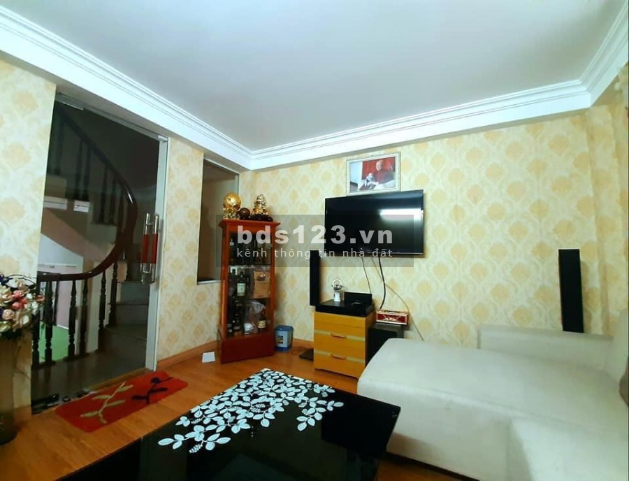 NHÀ CỰC ĐẸP!!! Bán nhà Lê Hồng Phong-Q.10, 5 Tầng, Giá tốt.