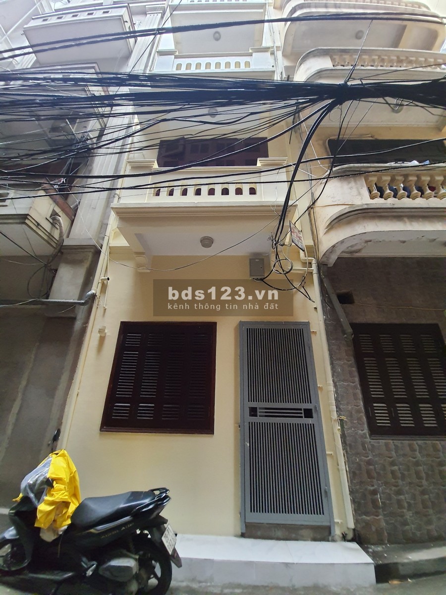 CHÍNH CHỦ CẦN BÁN NHÀ KINH DOANH HOÀNG QUỐC VIỆT - 6 TẦNG CÓ THANG MÁY - HAI MẶT THOÁNG
