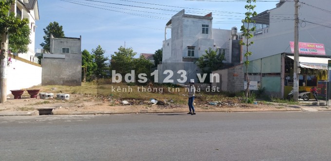 Bán đất MTĐ Tân Lập, ngay Xa lộ Hà Nội, giá chỉ 1tỷ215, DT 80m2, SHR.