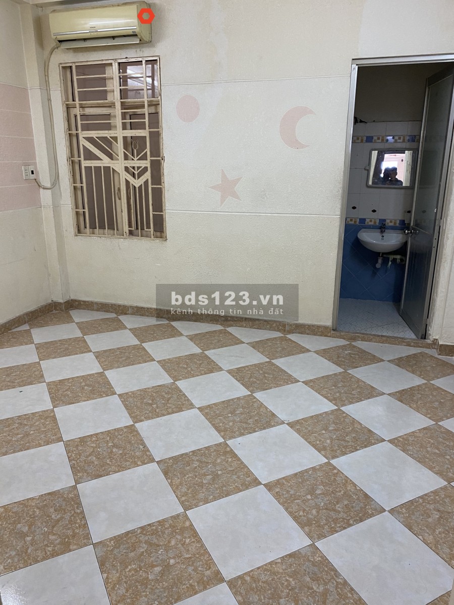 CHDV Hoa Cúc 4x18m trệt, 1lửng, 3lầu. 9pn, 8wc. Giá tốt.