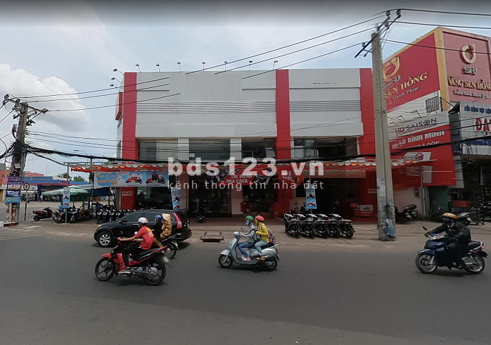 Nhà 2 Mặt Tiền Đường Yên Thế, Gần sân bay,công viên