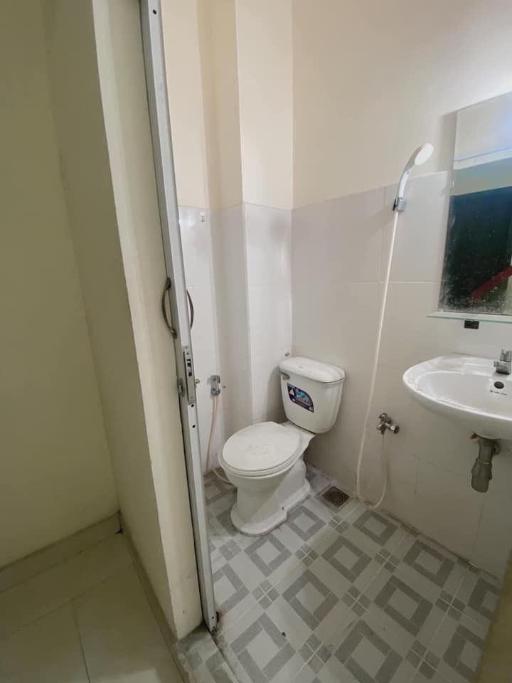 Bán nhà đường Lê Hồng Phong P10 Q10 32m2 4 lầu 6.85 tỷ