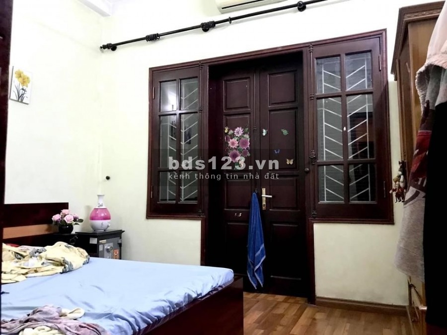 Bán nhà đẹp Ngô Gia Tự phường 9 quận 10, nhỉnh 5 tỷ gần 50m2 LH: 0972010495