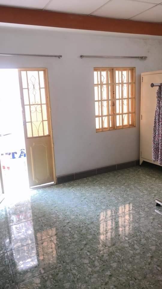 Bán nhà Lạc Long Quân Tân Bình, HXT, 32m2 (3.7x8), nở hậu giá 4.7 tỷ TL