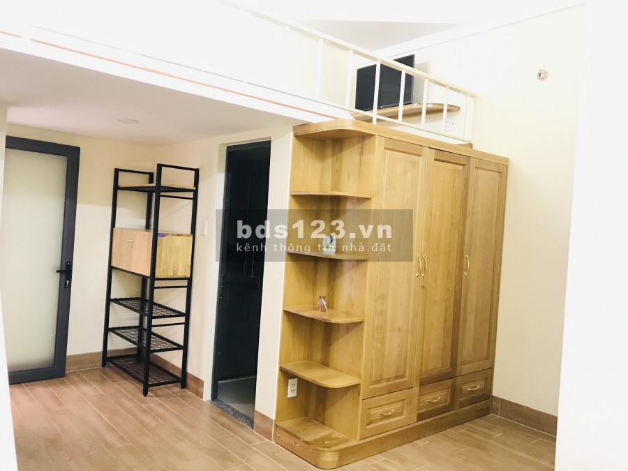 Cho thuê căn hộ dịch vụ full nội thất có gác Quận 10