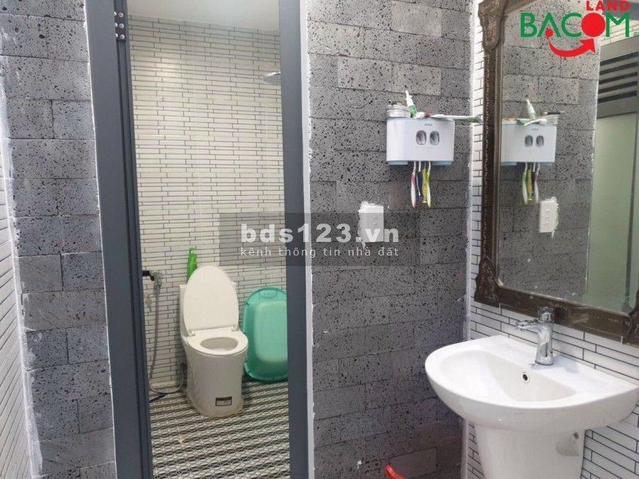 BÁN NHÀ NGAY CHỢ NHỎ TÂN HIỆP SHR 100% THỔ CƯ