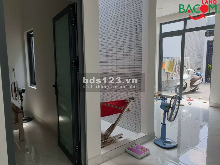 BÁN NHÀ NGAY CHỢ NHỎ TÂN HIỆP SHR 100% THỔ CƯ