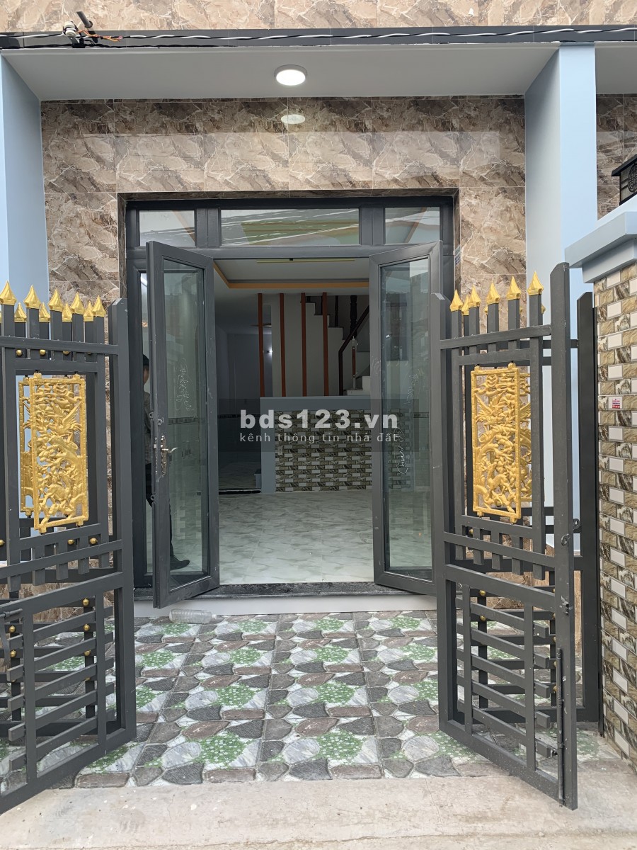 Bán nhà sổ riêng giá 590 triệu, hưng lộ 11,hưng long, bình chánh, tp HCM