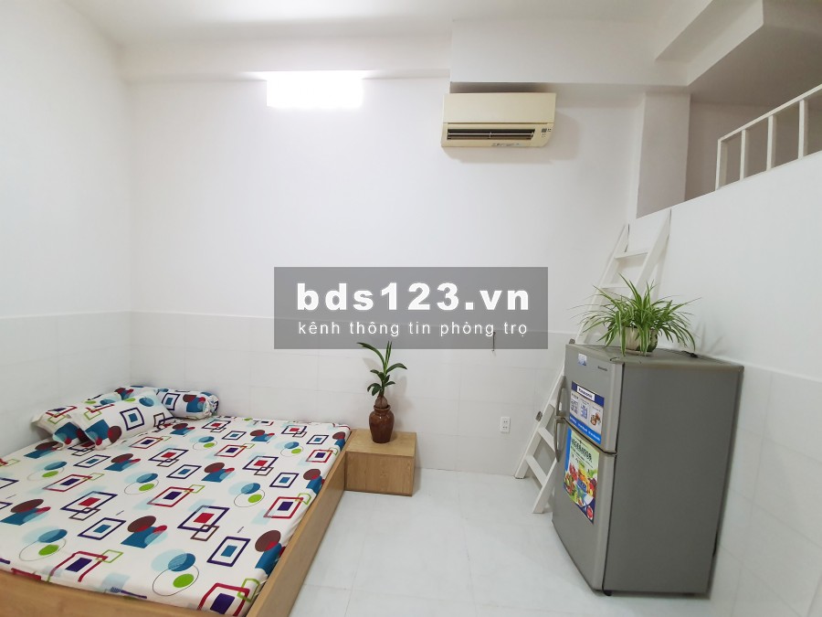 Cho thuê phòng trọ rộng 35m3 có gác có sẵn nội thất giá rẻ quận 7 - chỉ 4tr/tháng