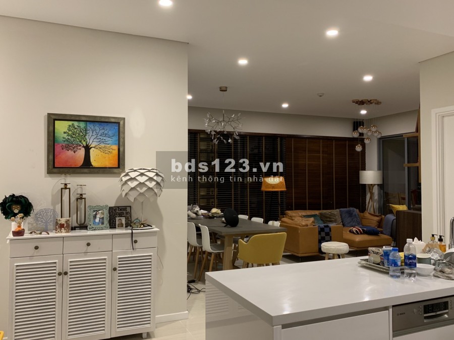 Bán căn Đảo Kim Cương 3 pn giá tốt, nội thất cao cấp view hồ bơi, diện tích 2300m2, lh 0938418298