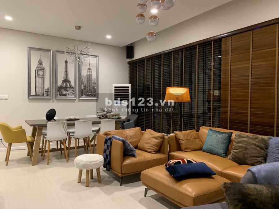 Bán căn Đảo Kim Cương 3 pn giá tốt, nội thất cao cấp view hồ bơi, diện tích 2300m2, lh 0938418298