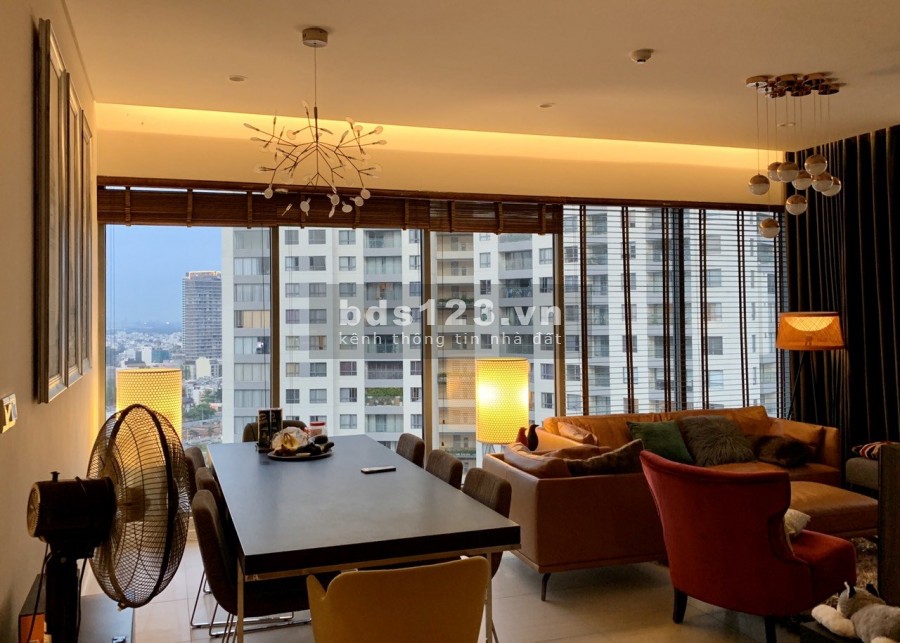 Bán căn Đảo Kim Cương 3 pn giá tốt, nội thất cao cấp view hồ bơi, diện tích 2300m2, lh 0938418298