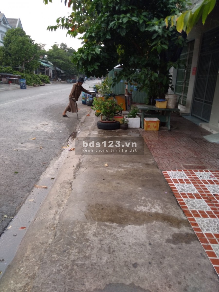 Kẹt vốn làm ăn tôi chủ cần bán gấp trọ kề kcn cực đẹp với giá rẻ bất ngờ