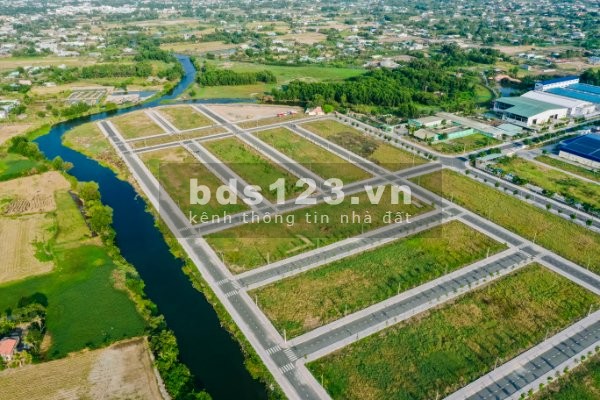 Bán đất trong KCN Cầu Tràm, liền kề chợ Bình Chánh, đường Đinh Đức Thiện, 80m2, 1,4 tỷ (TL)