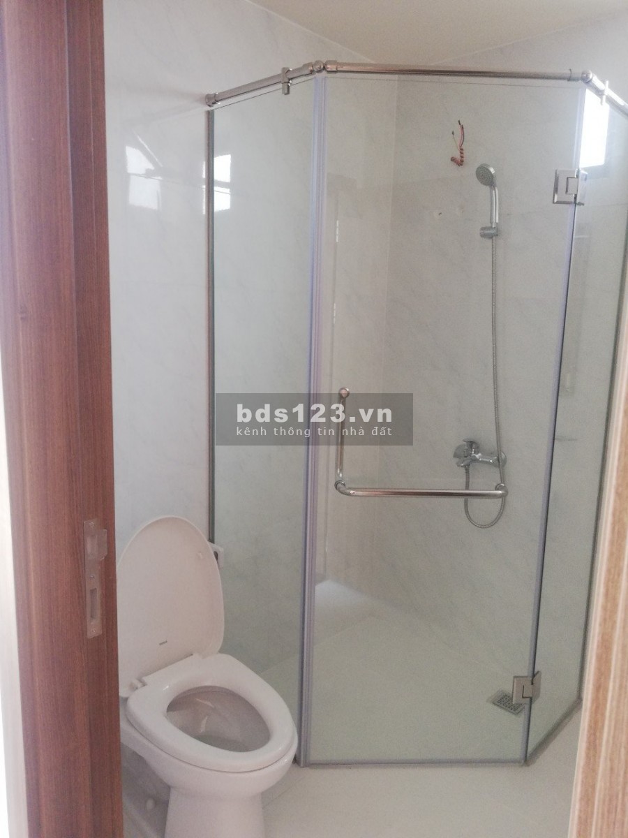 Chính chủ cần bán gấp 2 căn hộ chung cư Centana Thủ Thiêm, căn đẹp bao thuế phí, giá tốt