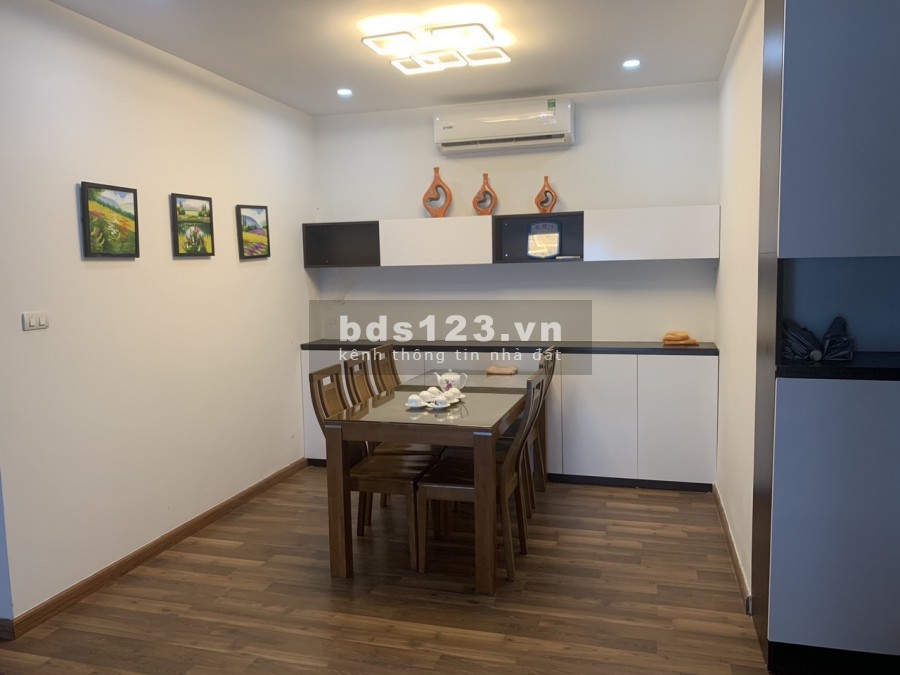 Cho thuê 3PN, 120m2, ở Goldmark City, full đồ nội thất cao cấp 13tr/tháng. Lhe: 0868864520
