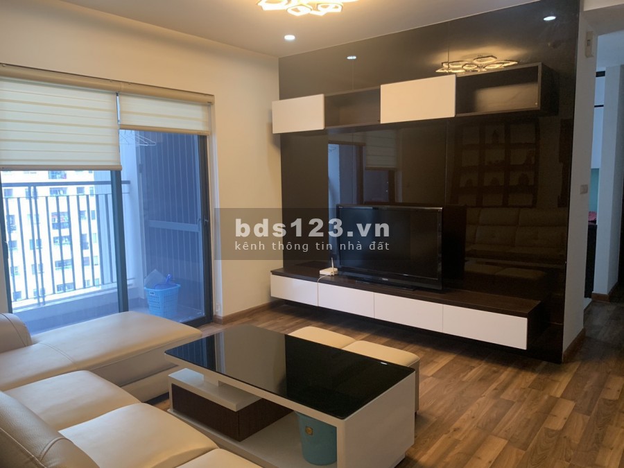 Cho thuê 3PN, 120m2, ở Goldmark City, full đồ nội thất cao cấp 13tr/tháng. Lhe: 0868864520