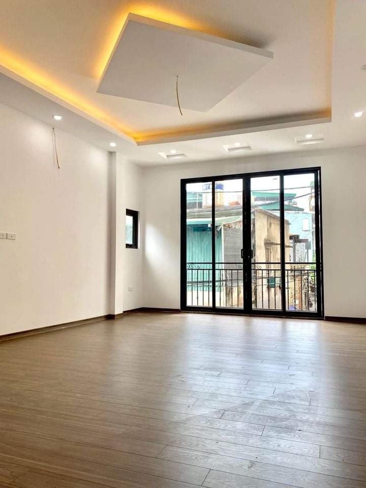 NHÀ ĐẸP HIẾM CÓ, Không lỗi PHONG THỦY - HẺM 4M, Nở Hậu TÀI LỘC, Hoàn Công Đầy Đủ, 3 Tầng, Lô Góc Thoáng Mát.