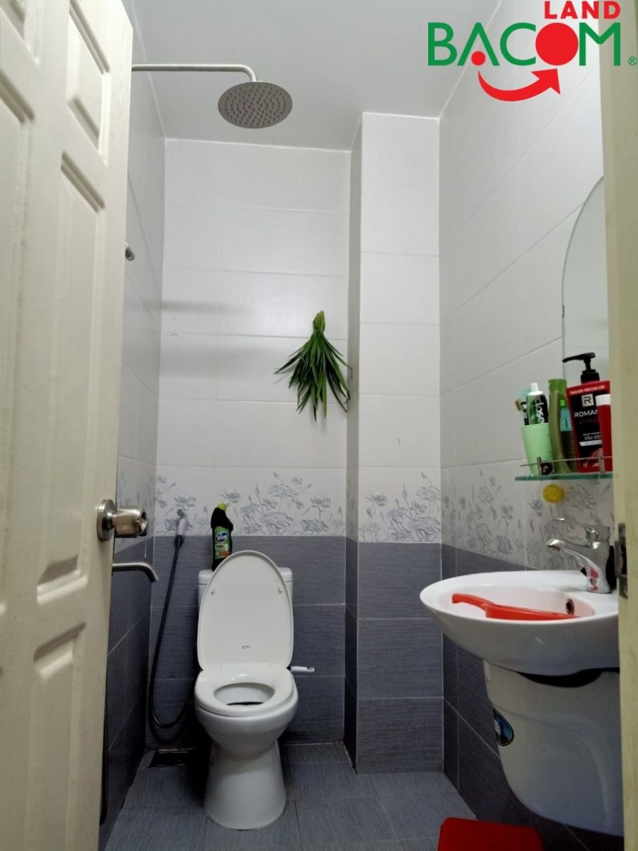 Bán nhà đẹp 1 Trệt 1 gác đúc, P. Tân Phong, dt 100m2, thổ cư 100% Chỉ 3,5 tỷ