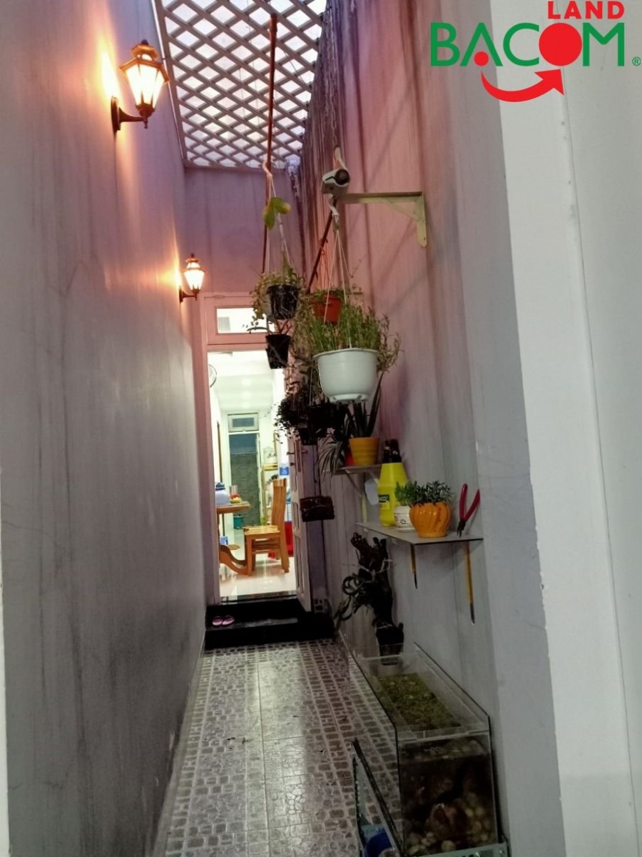 Bán nhà đẹp 1 Trệt 1 gác đúc, P. Tân Phong, dt 100m2, thổ cư 100% Chỉ 3,5 tỷ