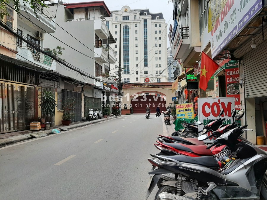 Bán nhà riêng, đất rộng – Tăng Thiết Giáp, 79m2, 3 tầng, 5.6 tỷ