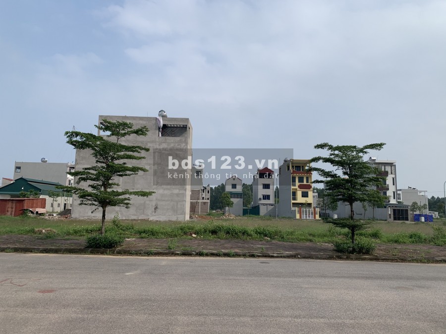 BÁN LÔ ĐẤT 100M2 – TRUNG TÂM KĐT NHÌN VƯỜN HOA 5000M2 VÀ TÊN CHÍNH CHỦ HĐ