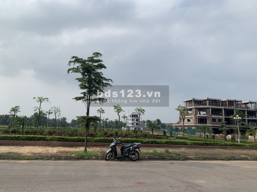 BÁN LÔ ĐẤT 100M2 – TRUNG TÂM KĐT NHÌN VƯỜN HOA 5000M2 VÀ TÊN CHÍNH CHỦ HĐ