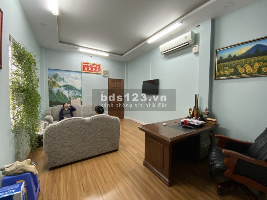 Bán nhà mt đường Gò Dầu Phường Tân Qúy, Tân Phú nhà 4x39m nở hậu 8m được ngân hàng cho vay đến 24 tỷ