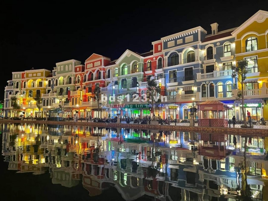 CHÍNH CHỦ BÁN CĂN SHOPHOUSE MẶT SÔNG VENICE - GRAND WORLD PHÚ QUỐC 81m2. CAM KẾT 2 NĂM 10%