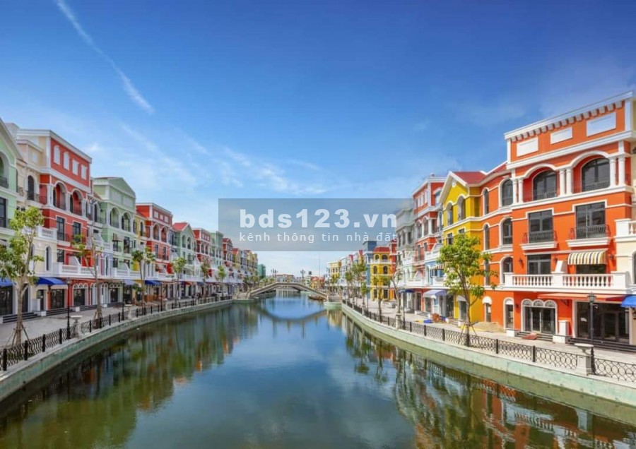 CHÍNH CHỦ BÁN CĂN SHOPHOUSE MẶT SÔNG VENICE - GRAND WORLD PHÚ QUỐC 81m2. CAM KẾT 2 NĂM 10%