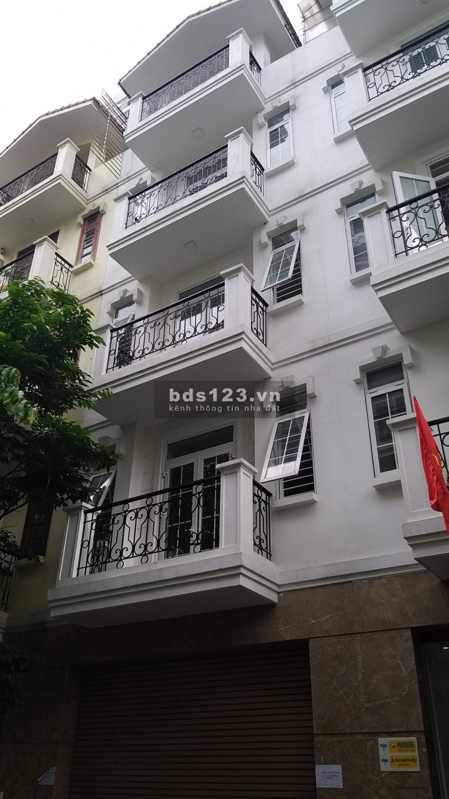 Nhà Khu LK Nguyễn Huy Tưởng 70m2, 5 tầng, giá 25tr