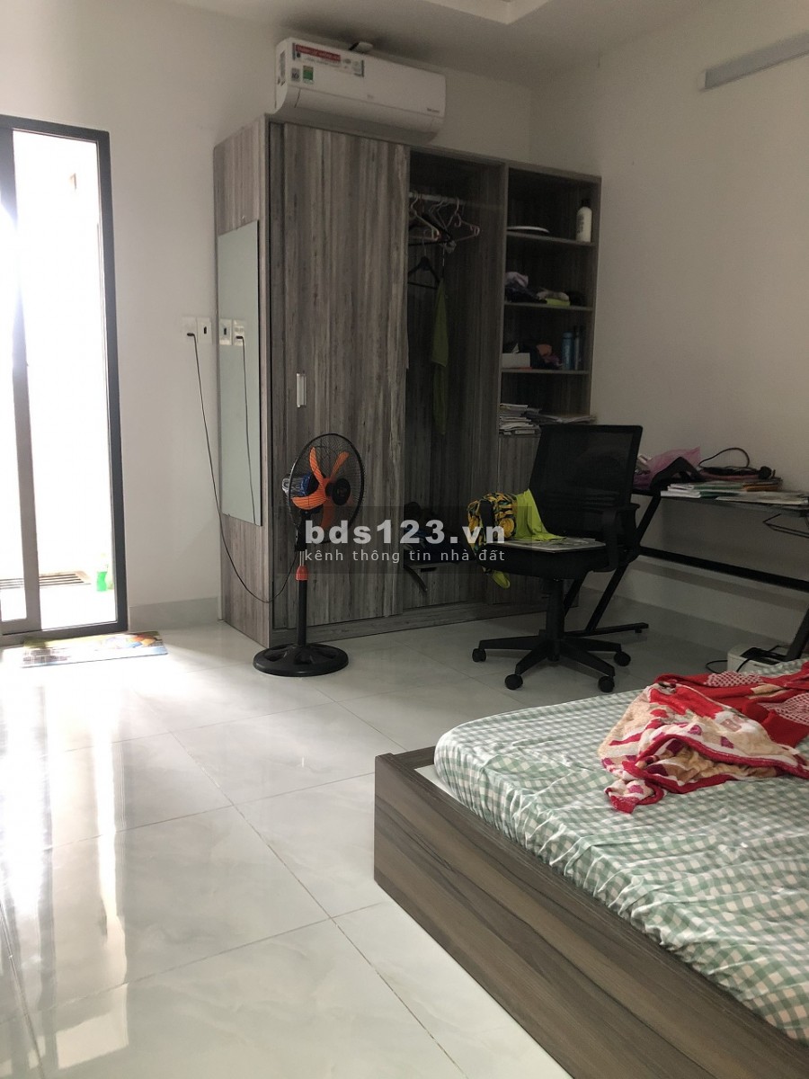 Nhà tuyệt đẹp,NTCC (4x18) 4.5 tấm đường 10m Cư xá phú lâm D