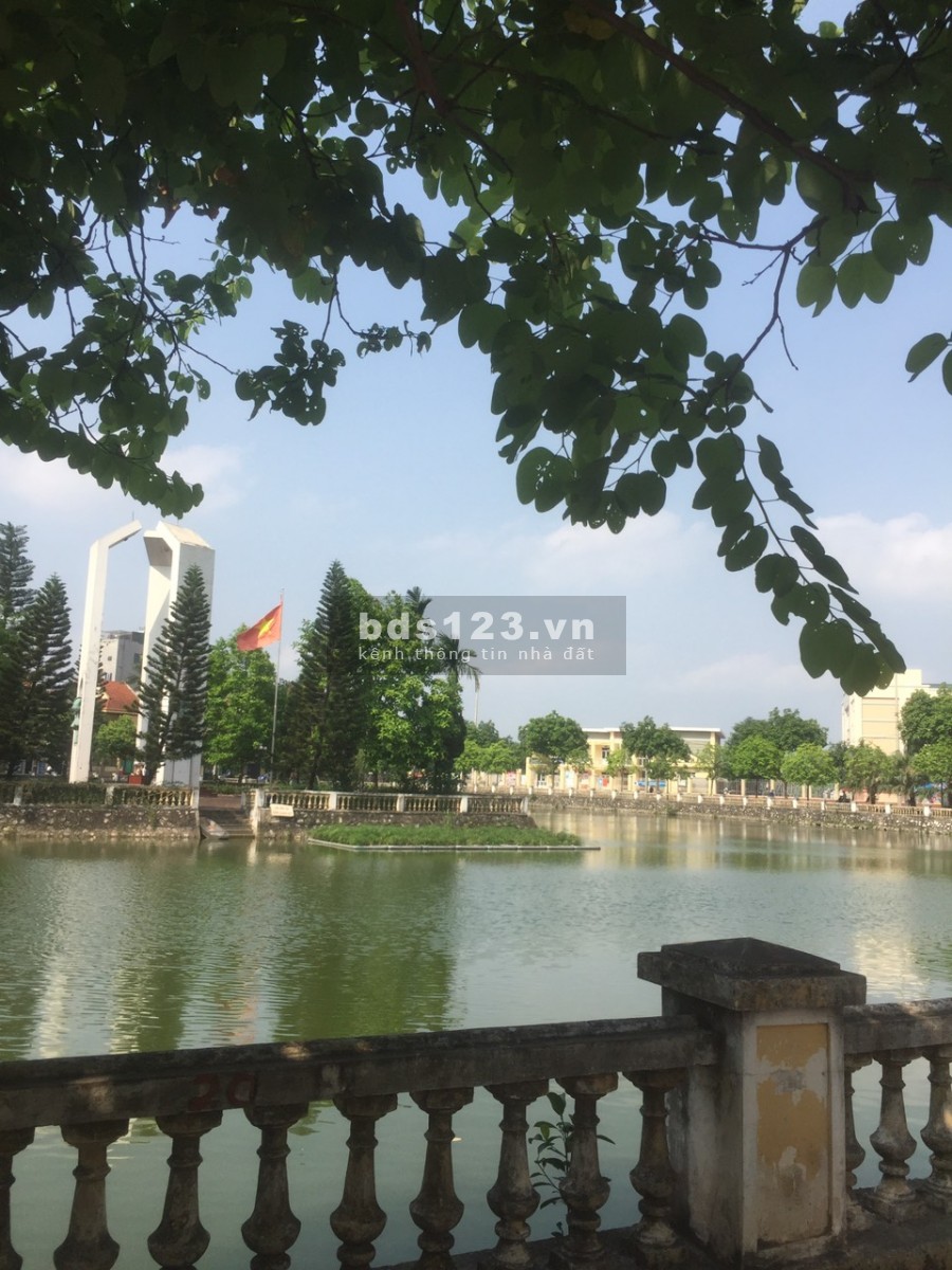 Bán nhà 5 tầng 31m2 mặt ngõ Phú Diễn, ngõ thông giá 2.9 tỷ