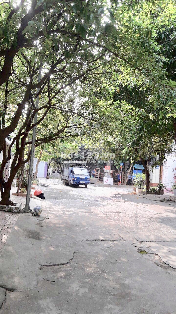 Cho thuê nguyên căn Hoàng Quốc Việt, 90m2, 5 tầng