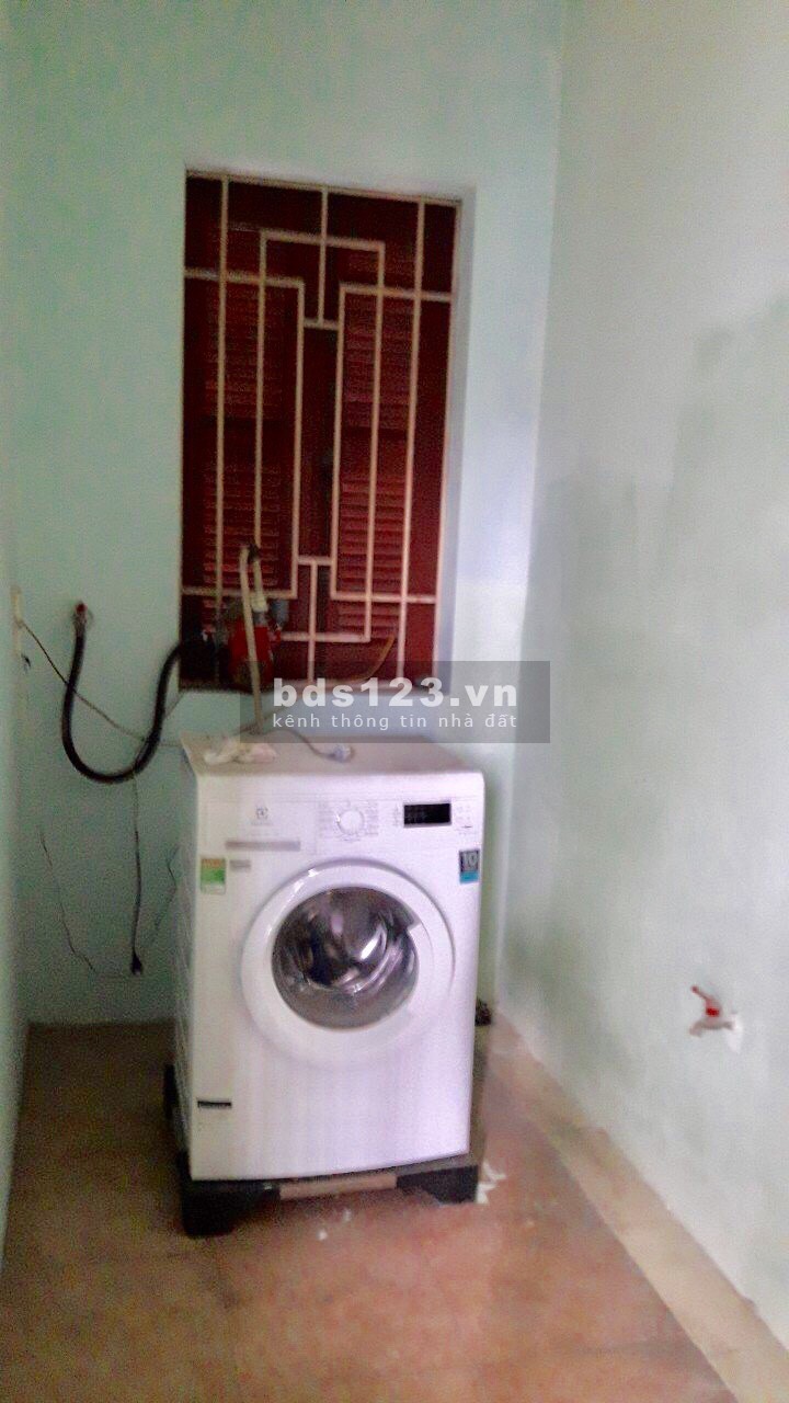 Cho thuê nguyên căn Hoàng Quốc Việt, 90m2, 5 tầng