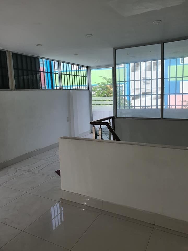 Bán Nhà Q10. Nhà Mặt Tiền Sư Vạn Hạnh 45m2 4 tầng Giá 15,8 tỷ