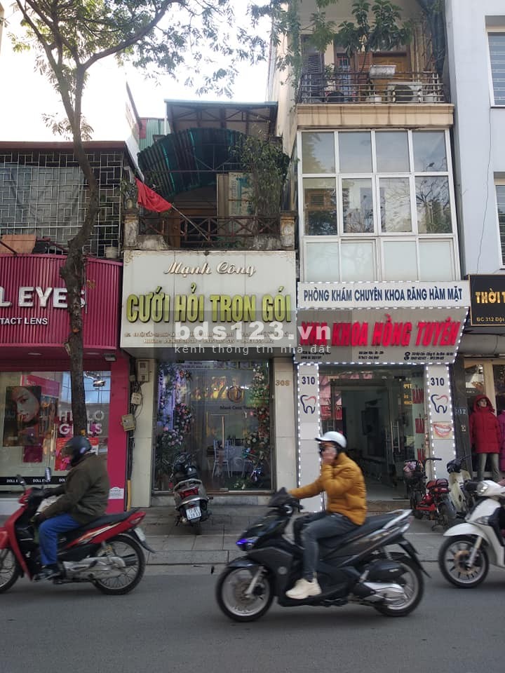 Bán nhà MP Dốc Tam Đa, Thụy Khuê 100m2 x 3 tầng KD tốt giá 16 tỷ. LH 0912442669