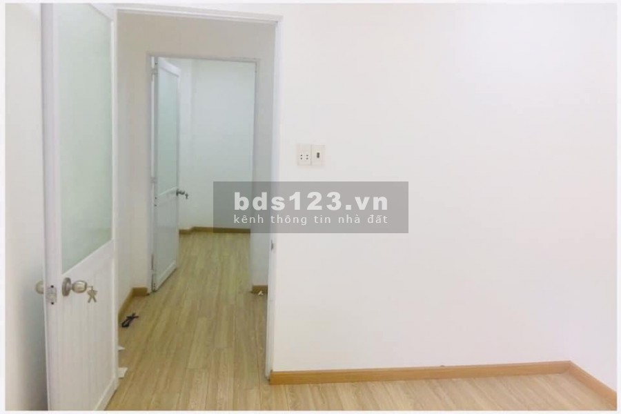 24m2, 2PN đối diện CV Hoàng Văn Thụ 2.75 tỷ TL