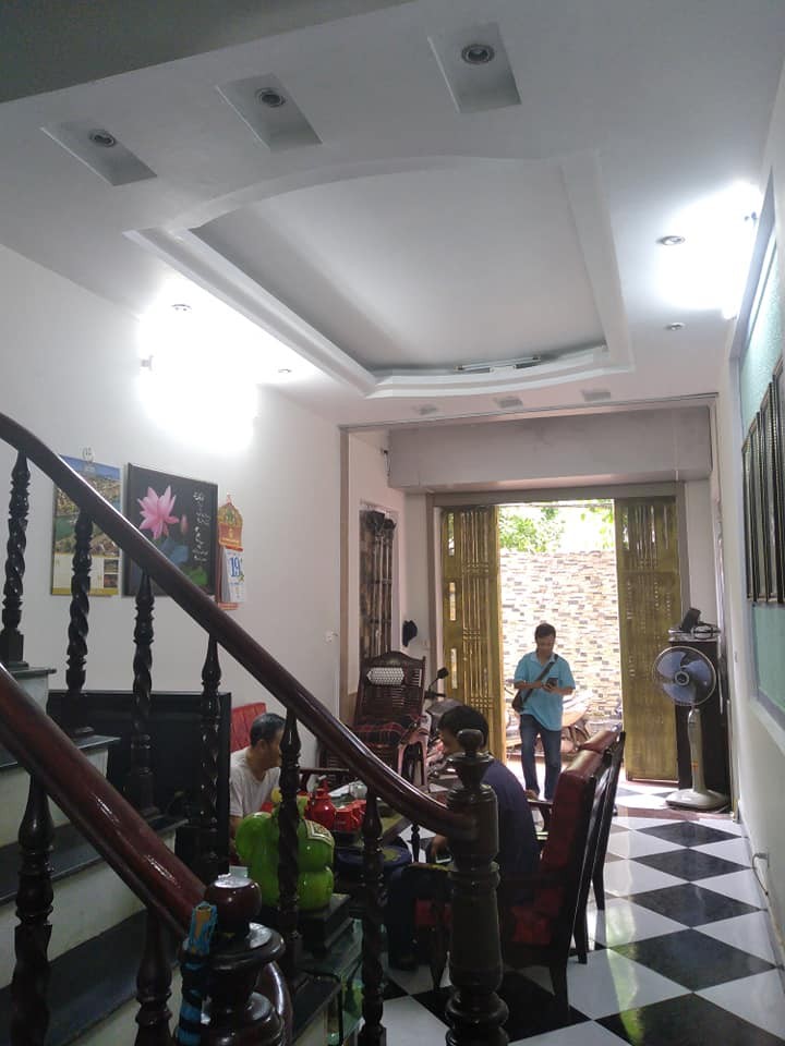 Nhà đẹp hoàng mai, DT 44m2 4 tầng, mt 3,3, giá chỉ 4 tỷ, mua nhà ngắm hồ linh đàm