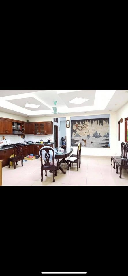 NHÀ ĐẸP PHỐ LÊ TRỌNG TẤN GARA Ô TÔ KINH DOANH 4 TẦNG MT 6,2M x 111M GIÁ 8,8 TỶ