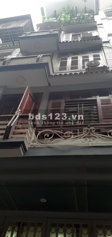 45m2 oto đỗ cửa, đường 6m trải nhựa vỉa hè rộng chỉ 7 tỷ phố Hoàng Quốc Việt