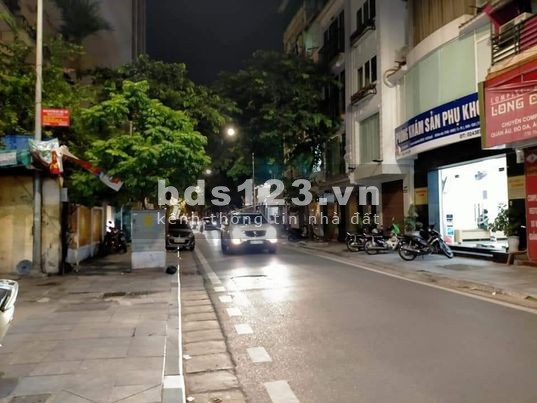 Bán nhà Hoàn Kiếm 106m 2 tầng giá 24 tỷ