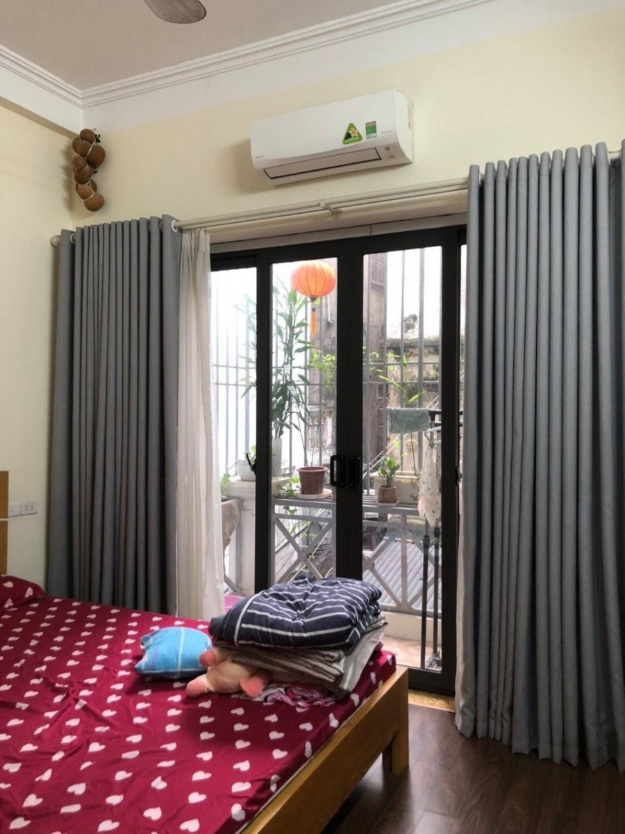 Bán nhà Đội Cấn, Ba Đình, cách phố 20m, tặng nội thất, 41m2, 4.25 tỷ