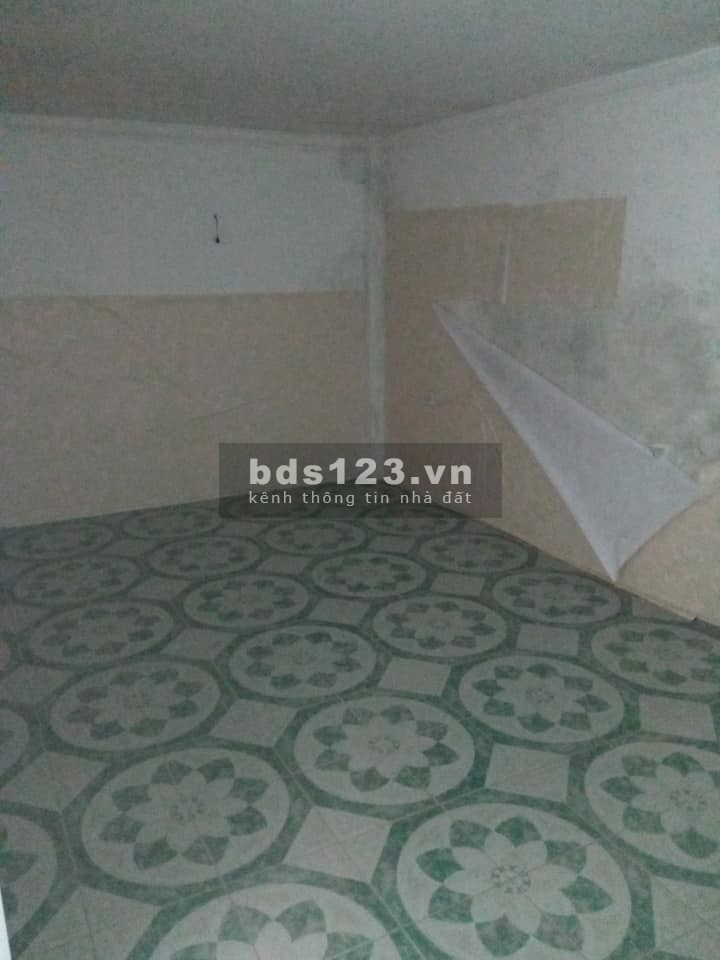 BÁN ĐẤT TẶNG NHÀ KHU ĐẤT VÀNG DỊCH VỌNG HẬU. DT 36m2 x 2.5 tầng, MT 5.1m, 2.95 tỷ